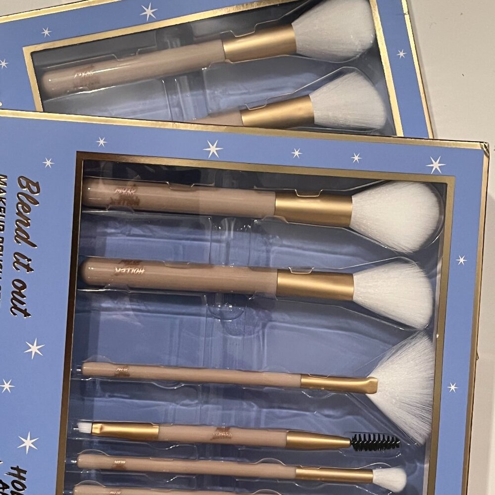 Blending‎ Make Up Brushes. (2 sets / 7 brushes in a set) (NEW) (h/x)